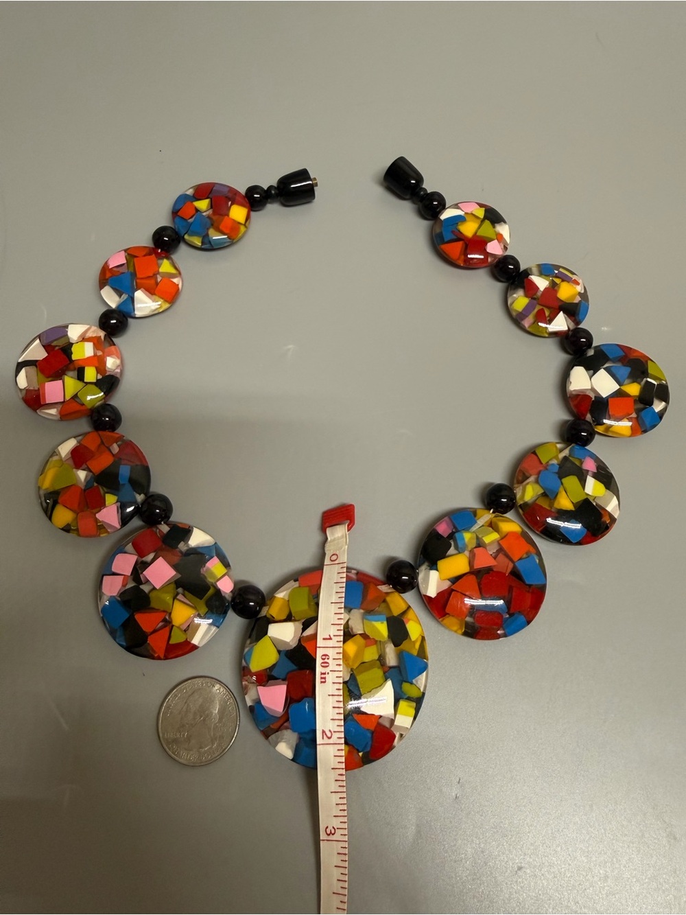 VTG 90s COLORFUL MARION GODART BLACK CONFETTI RESIN CHOKER NECKLACE - FRANCE - Picture 8 of 8